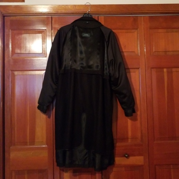 Men's Rain Coat - Picture 4 of 7